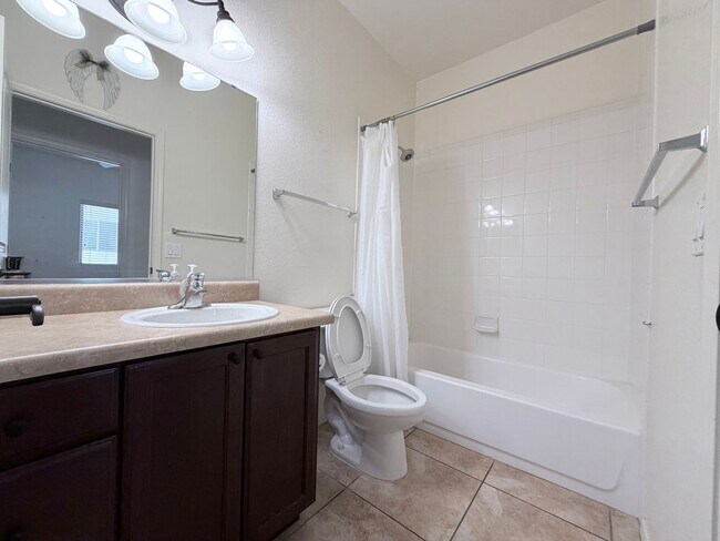 Building Photo - 3BR/2BA/2CG 1,401 sq.ft. rental with Community POOL in Sierra Vista, AZ