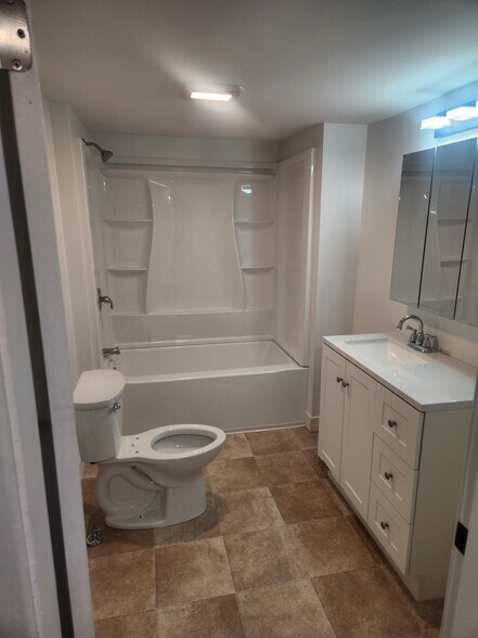 Building Photo - 13 Bridle Path