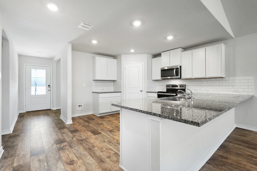 Building Photo - 12015 Topaz