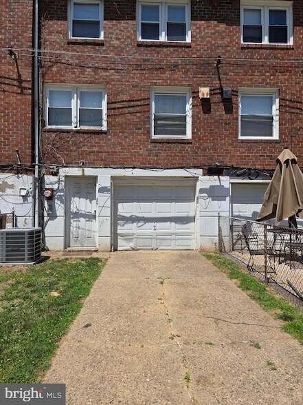 Building Photo - 1315 Harshaw Rd