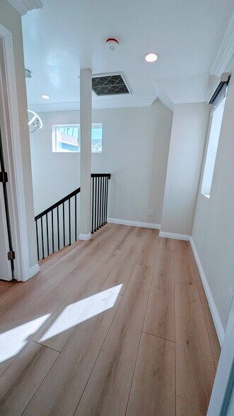 Building Photo - 342 Pasadena Ave