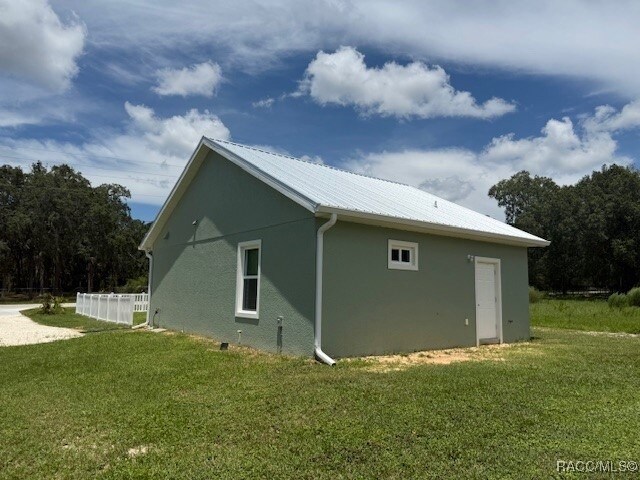 Building Photo - 5838 W Green Acres St