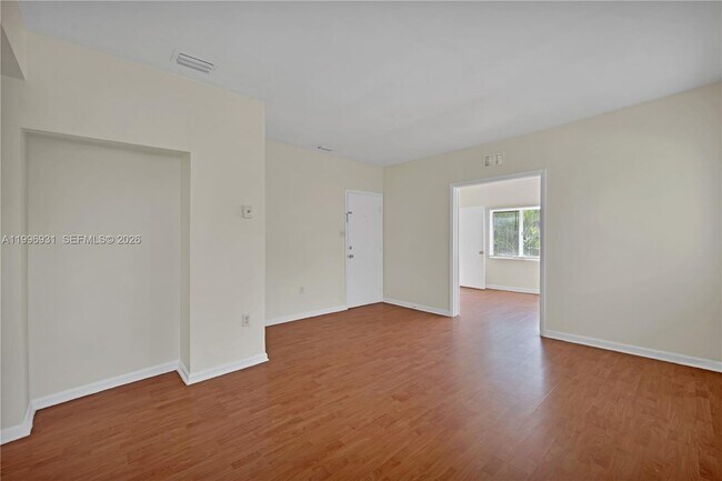 Building Photo - 109 NW 6th Ave