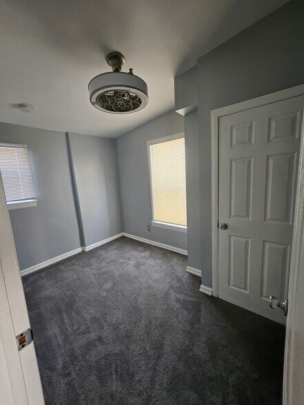 Second Bedroom - 926 Belmont Ave