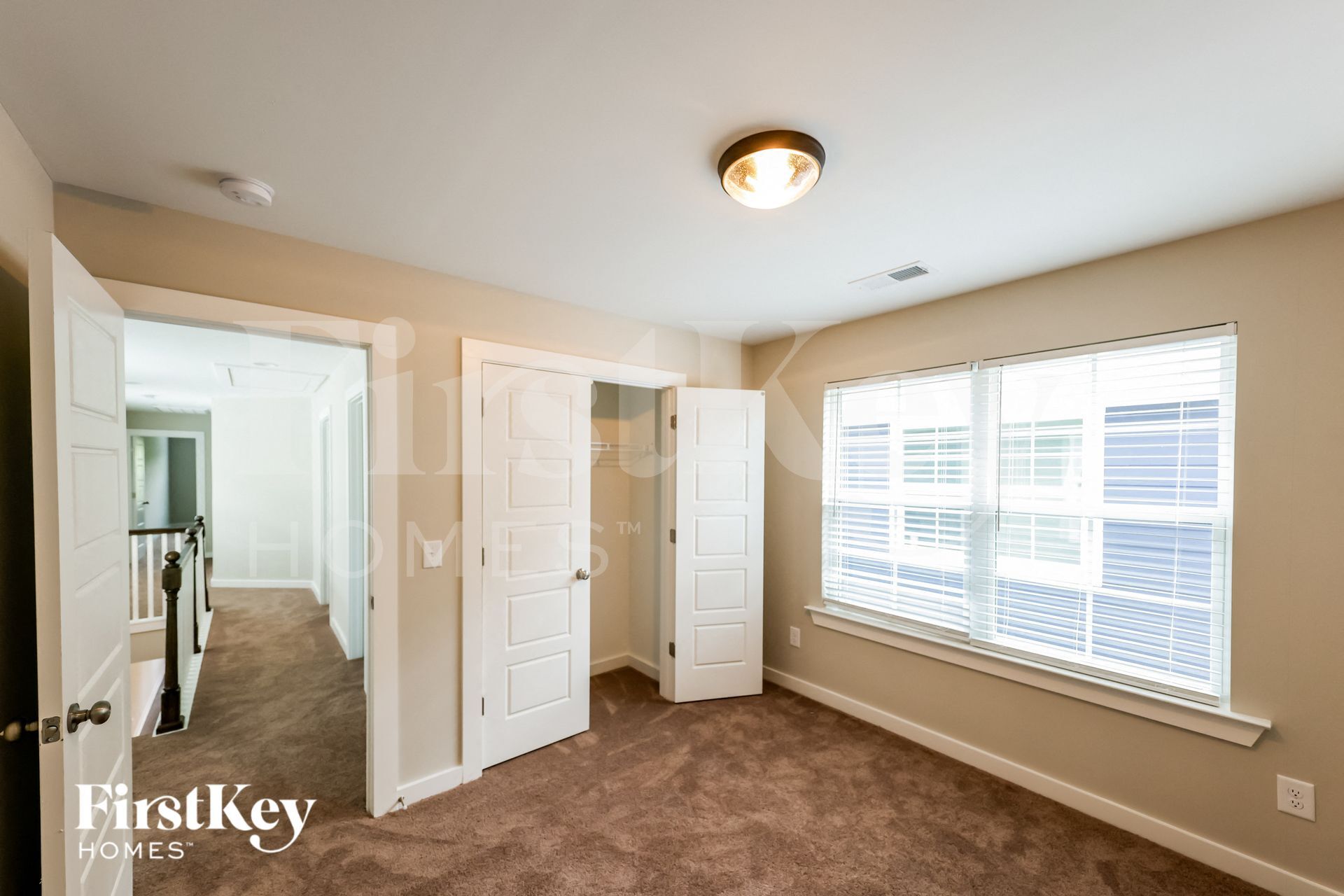 Building Photo - 211 Creek Run Way