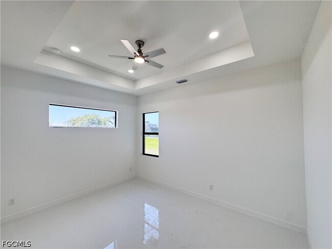 Building Photo - 4113 NW 34th Ln