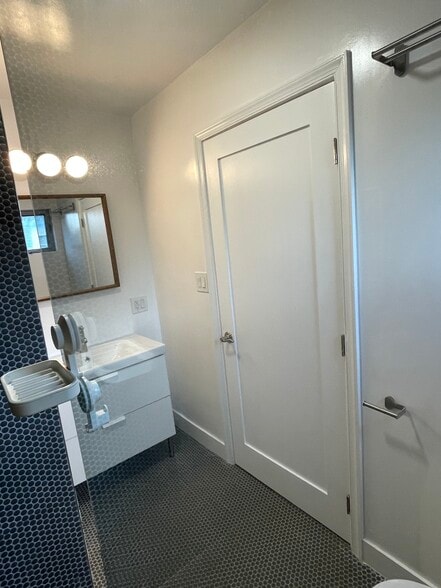 Bathroom 1 - 2725 Dalton Ave