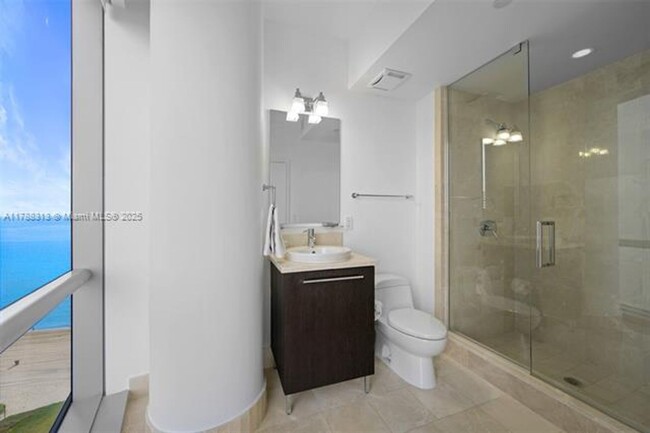 Building Photo - 17121 Collins Ave