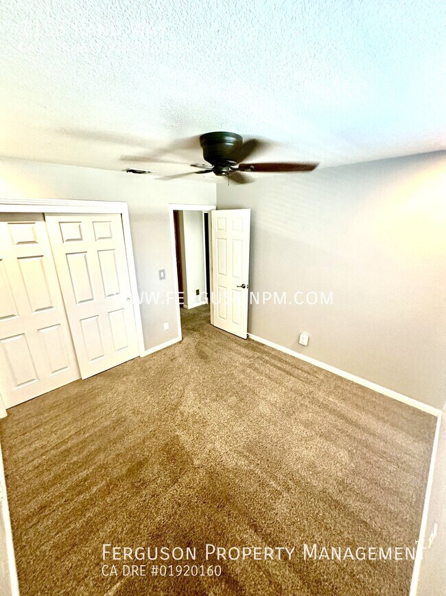 Building Photo - 1158 Rand Way