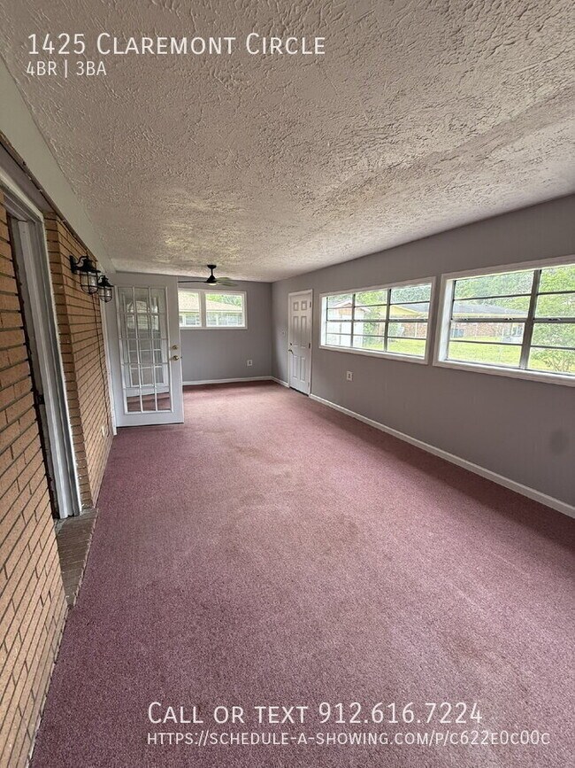 Building Photo - 1425 Claremont Cir