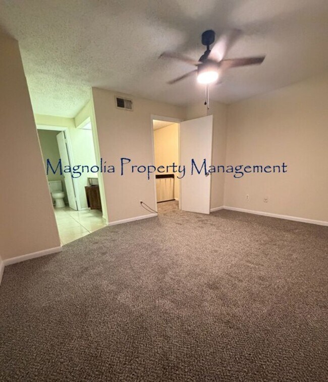 Building Photo - Rosemont Green/Orlando