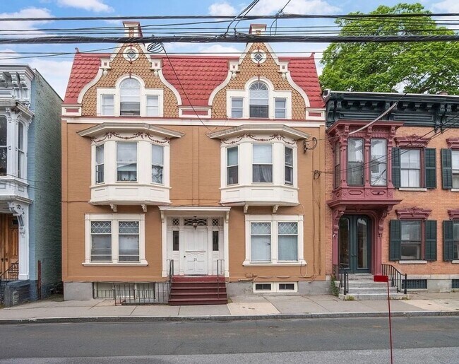 Building Photo - 21N Ferry Street