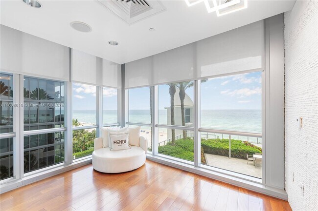 Building Photo - 17121 Collins Ave