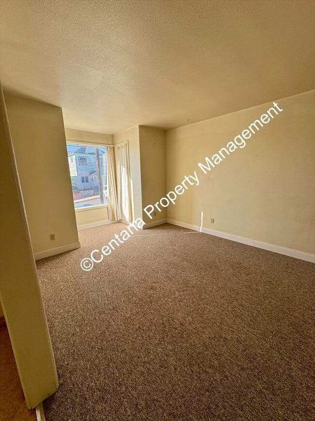 Building Photo - 2 bedroom 1 Bath House
