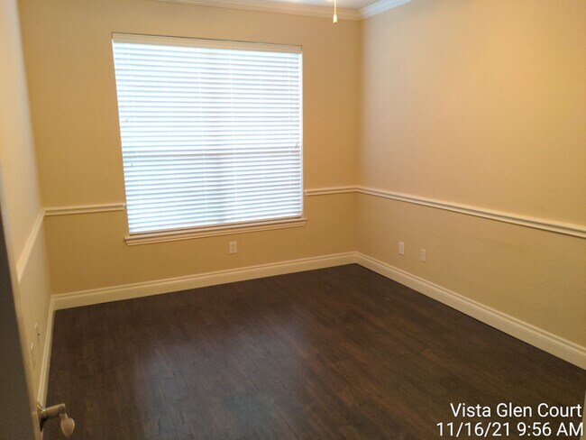Building Photo - 4401 Vista Glen Ct