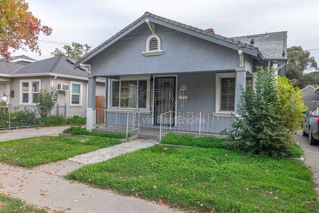 Building Photo - 444 E Sonoma Ave