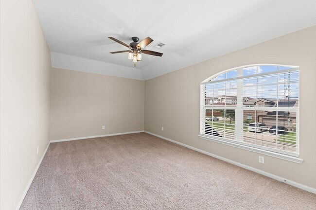 Building Photo - 406 Oak Stream Dr