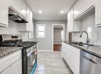 Building Photo - 228 W Fairchild Dr