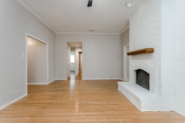 Building Photo - 4 Bedrooms | 2 Bathrooms | 2-Car Garage | Pool | Park-Front Living