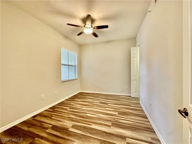 Building Photo - 1335 Mariposa Cir
