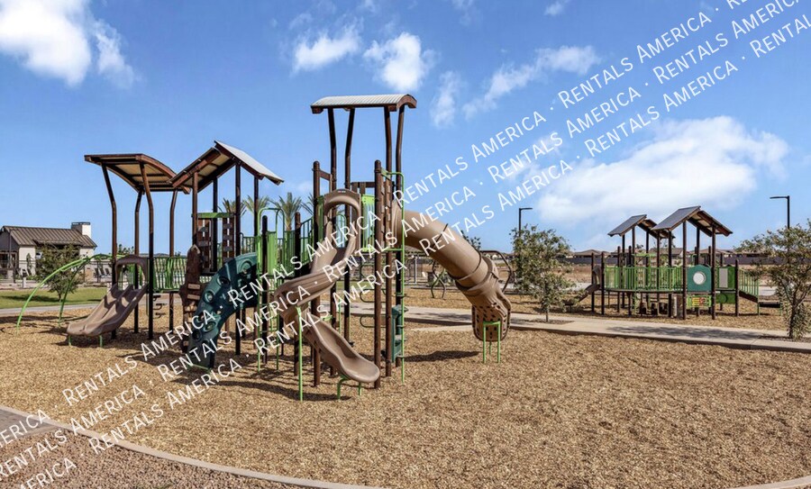 Building Photo - 23015 E Starflower Dr