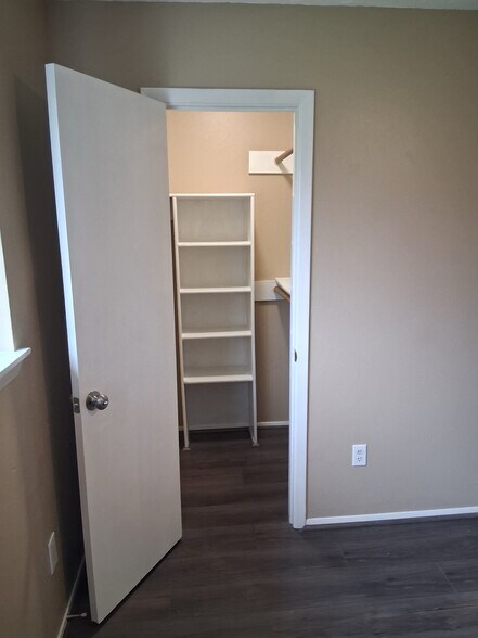 Building Photo - 18731 Twigsworth Ln