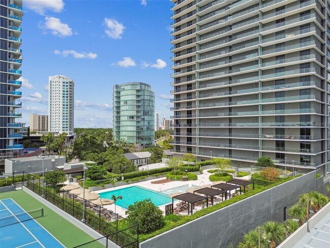 Building Photo - 3101 Bayshore Blvd