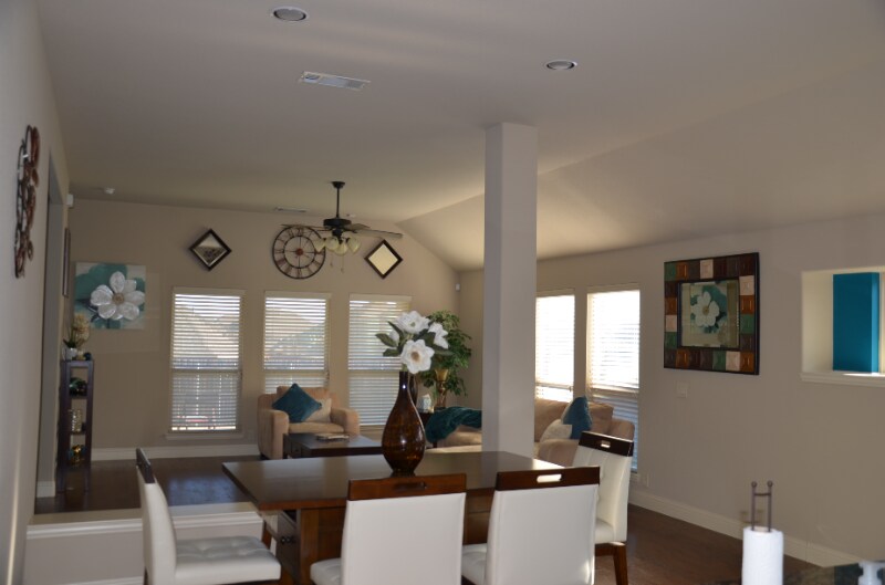 Building Photo - 1207 Star Grass Dr