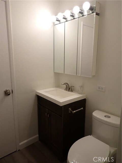 Building Photo - 6791 Killarney Ave