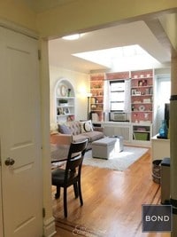 Building Photo - 356 East 57th Street
