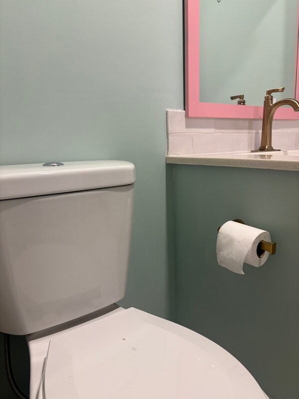 Building Photo - 300 NC-54