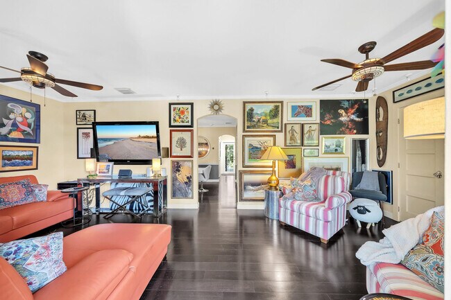 Building Photo - 1509 NW 4th Ave