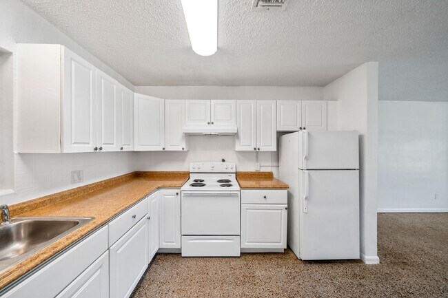 Building Photo - SUNNYSIDE PARK