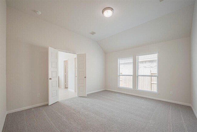 Building Photo - 16939 Chapel Knox Dr