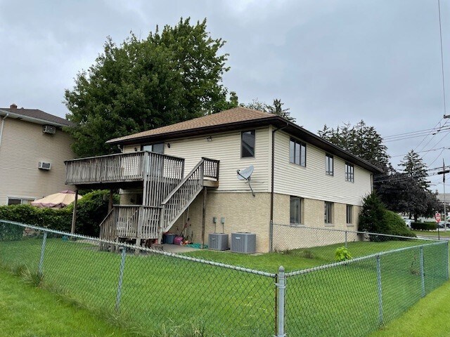 backyard - 91 Grove St