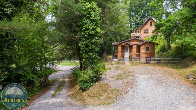 Building Photo - 145 Tilley Rd