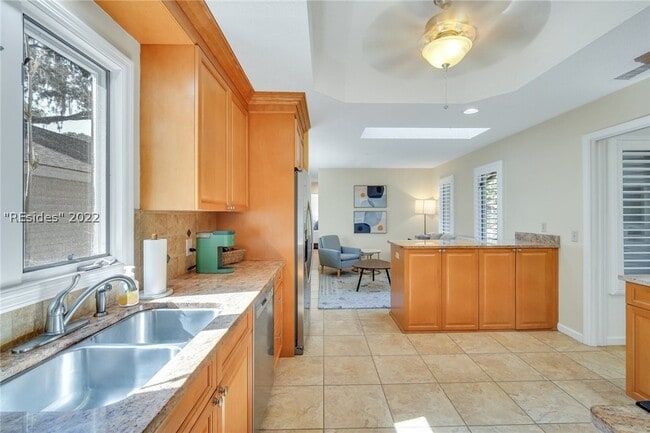 Building Photo - 66 Shell Ring Rd