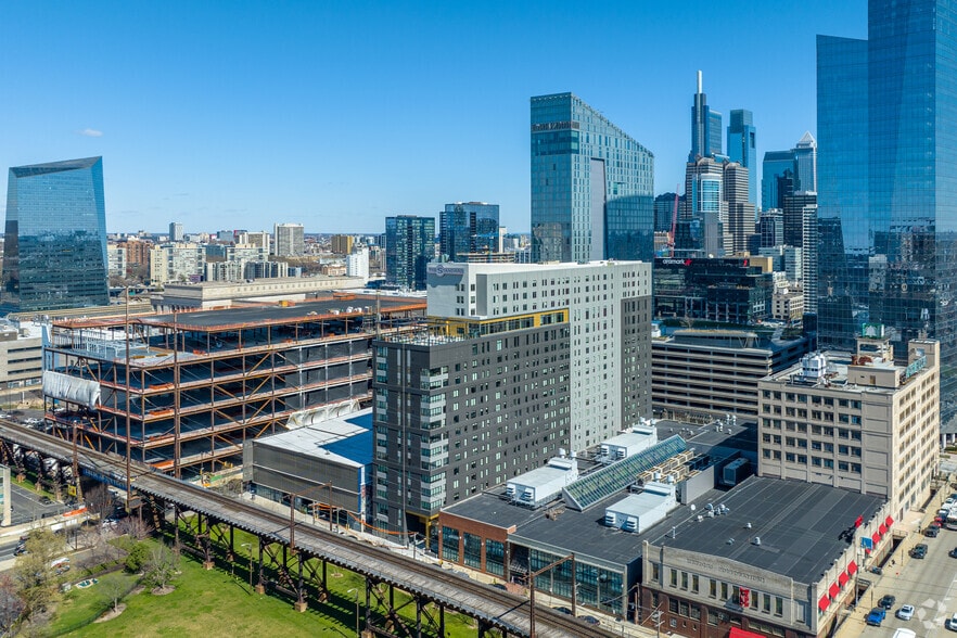 Building Photo - The Standard at Philadelphia