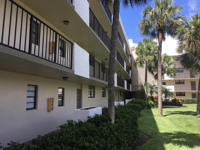 Building Photo - 2440 DC Country Club Boulevard