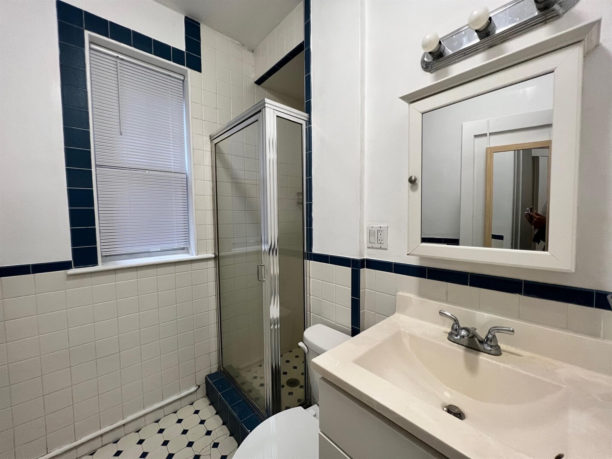 Building Photo - 206 Massachusetts Ave