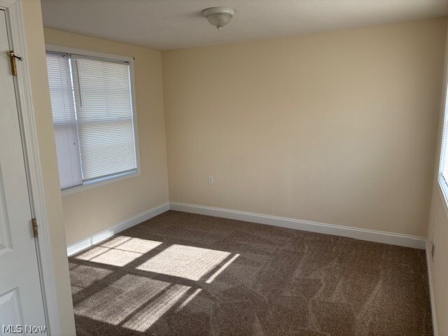 Building Photo - 844 Royal Rd