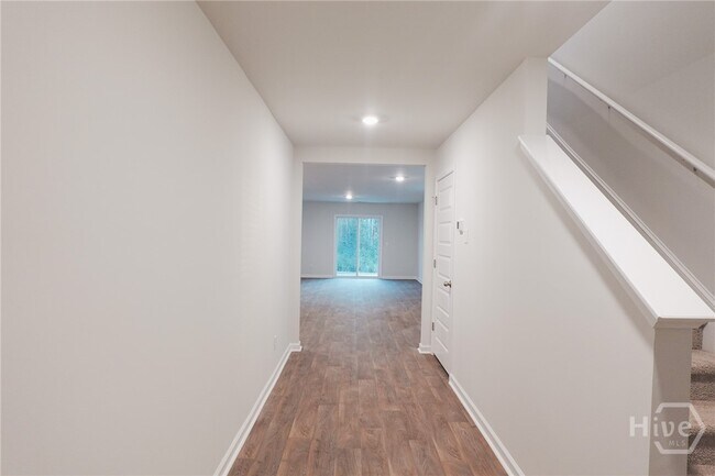 Building Photo - 393 Coconut Dr