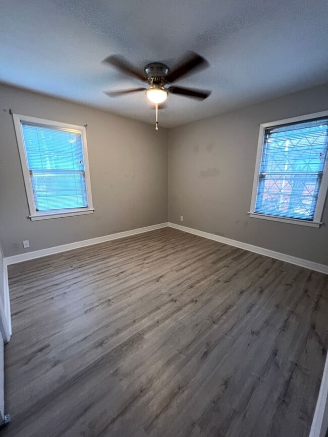 Building Photo - Bossier Beauty!