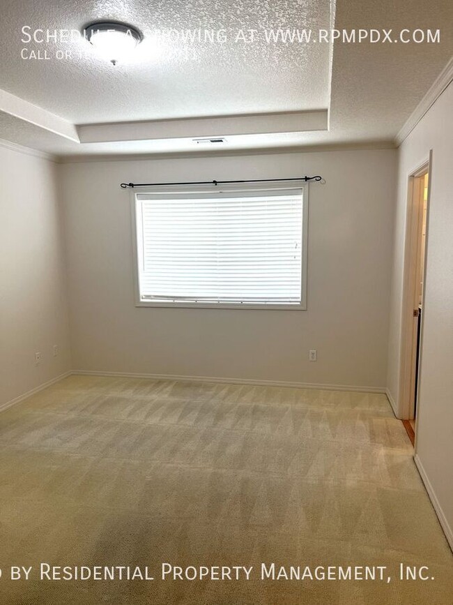 Building Photo - 6463 NW Wenmarie Dr