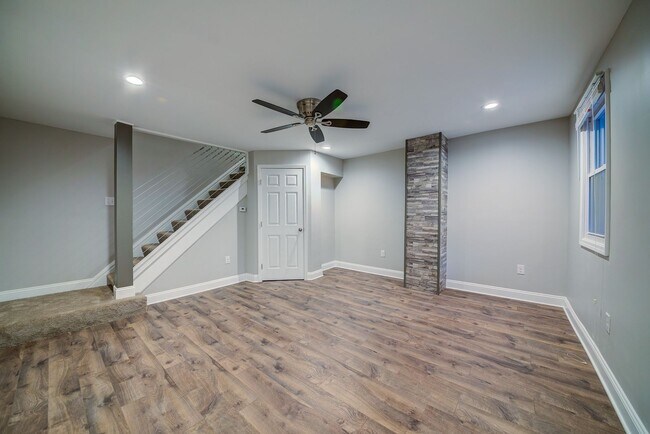 Building Photo - Beautiful 3 bedroom home in Mt. Washington available September 1!