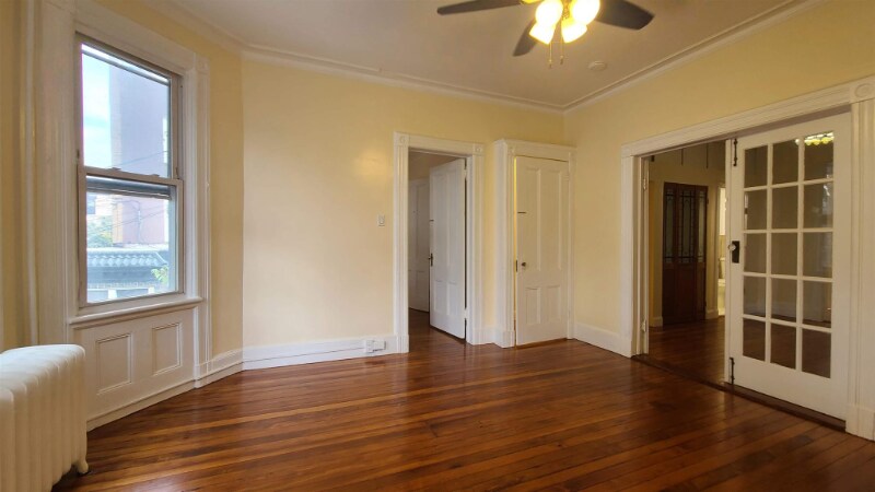 Building Photo - 476 Gregory Ave