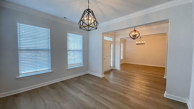 Building Photo - 2218 Sanibel Ln