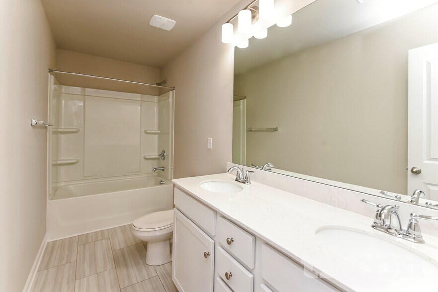 Building Photo - 205 Spring Knoll Dr