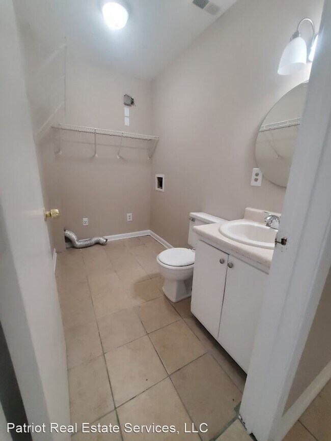 Building Photo - 2 br, 1.5 bath House - 5732 Aftonshire Street