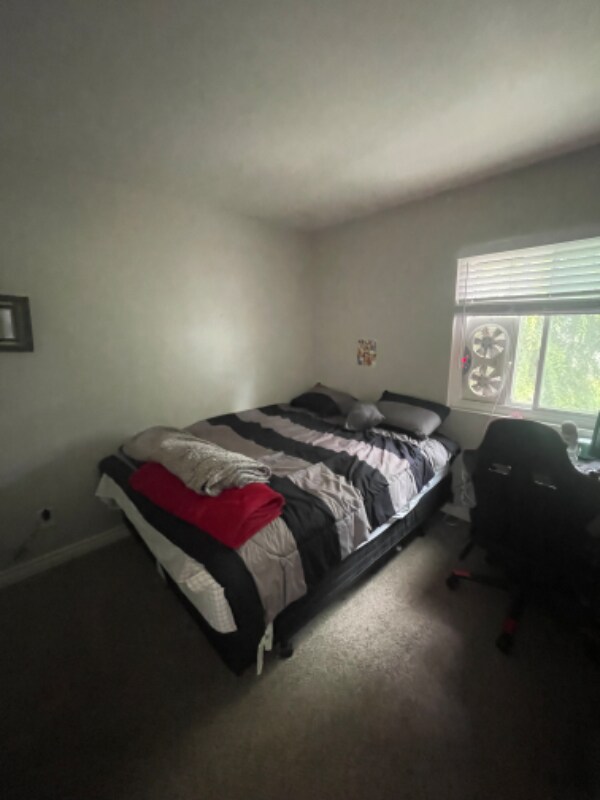 Building Photo - 402 Ferrara Way